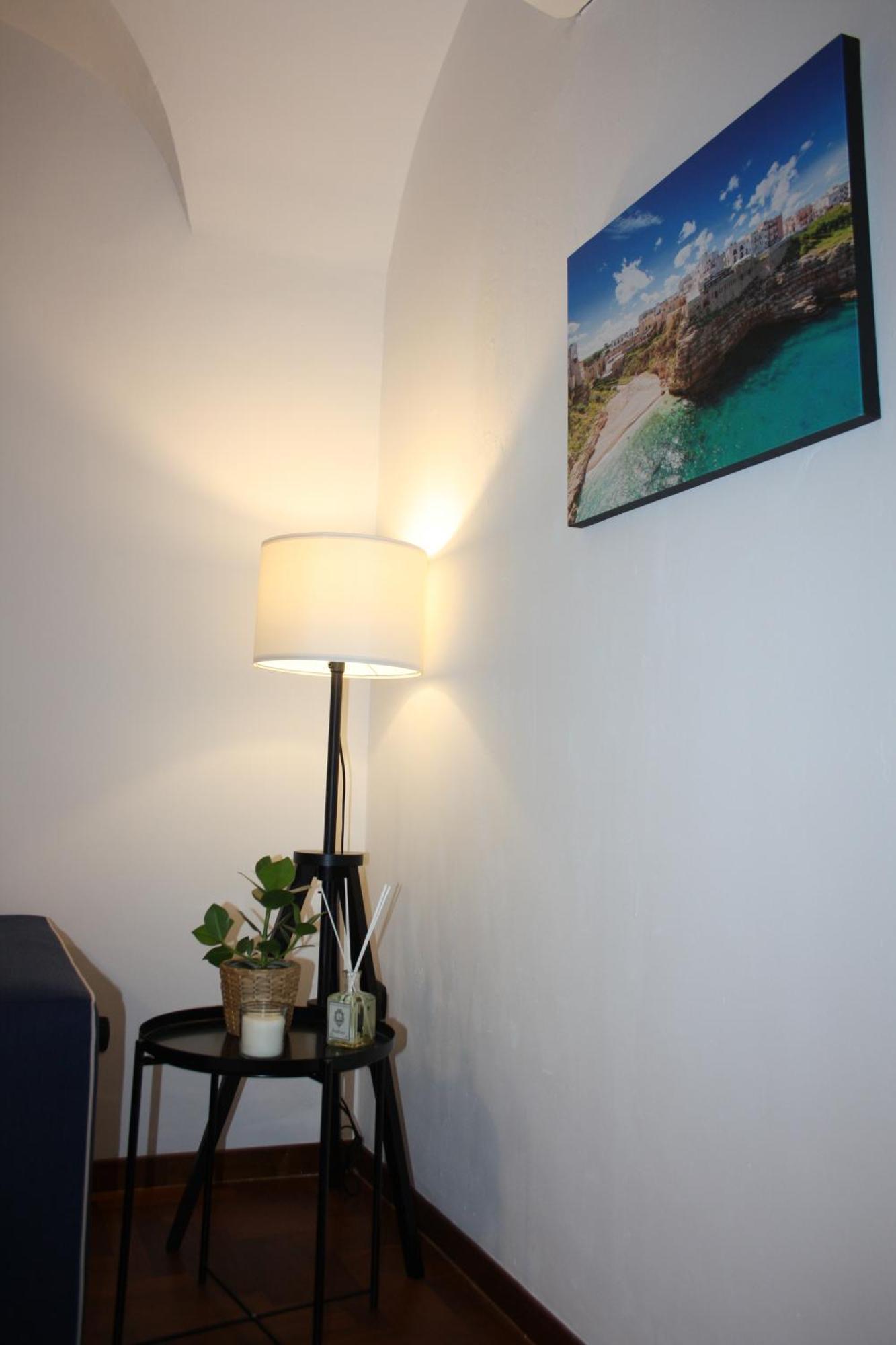 Stefano'S Apartment Bari Bagian luar foto