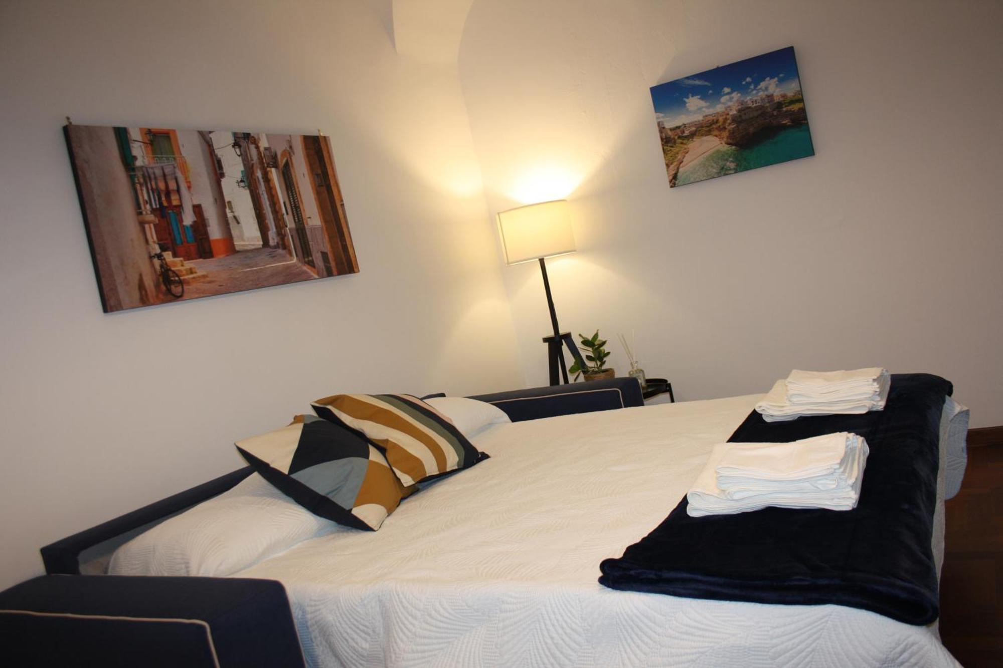 Stefano'S Apartment Bari Bagian luar foto